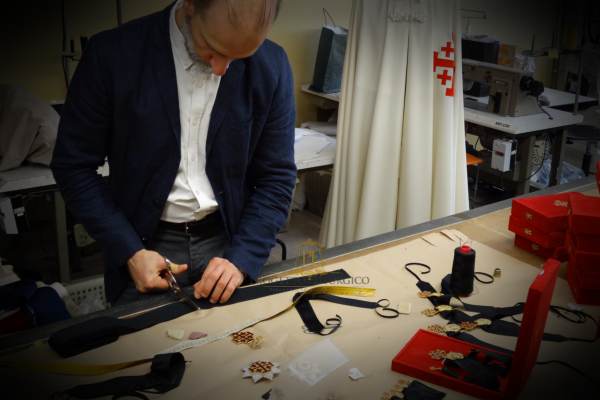 vendita insegne cavaliere sepolcro vendita insegne cavaliere sepolcro